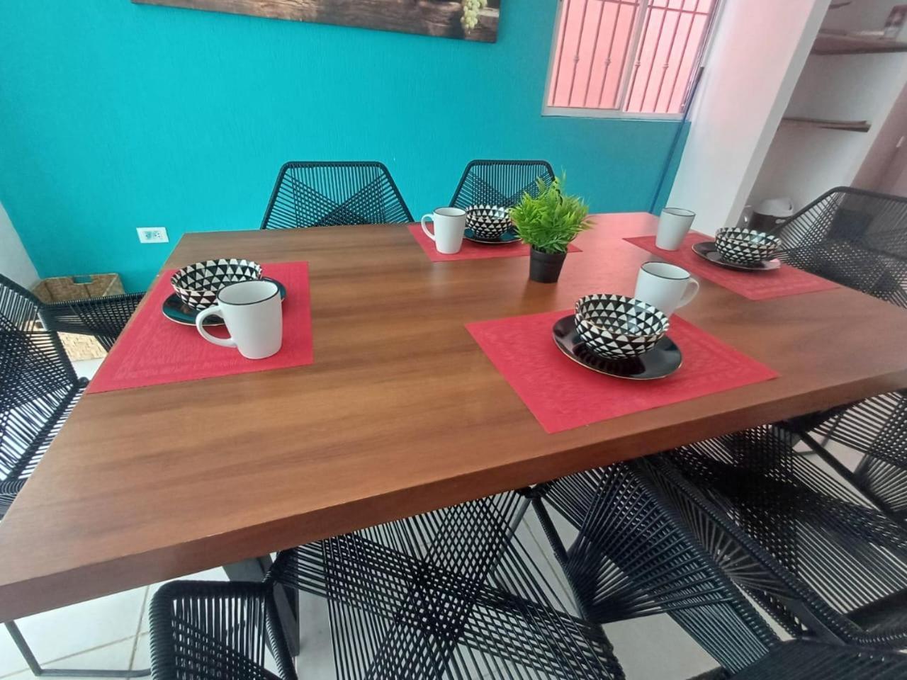 Casa Descanso Maya Con Alberca Privada, A 10 Min Del Aeropuerto メリダ エクステリア 写真